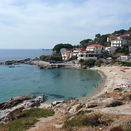 Montecristo Apartment *